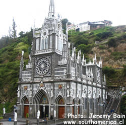 Las Lajas Cathedral in Colombia